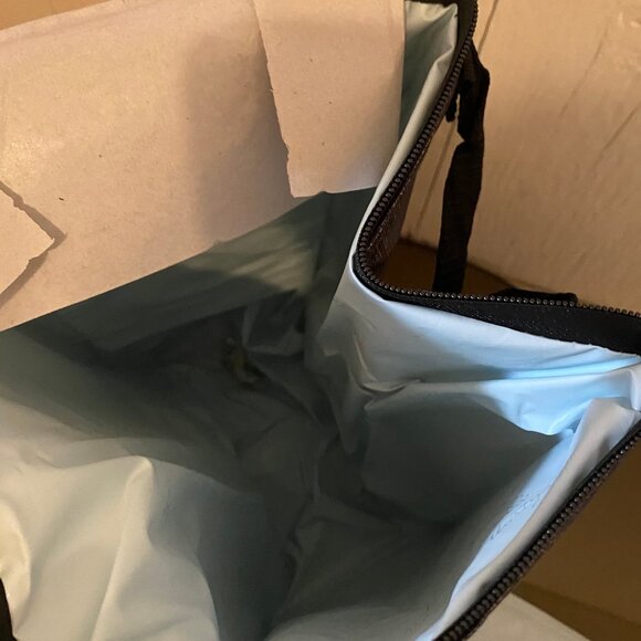 Thirty-One Lunch Cooler Bag – Charcoal Crosshatch - Picture 4 of 4